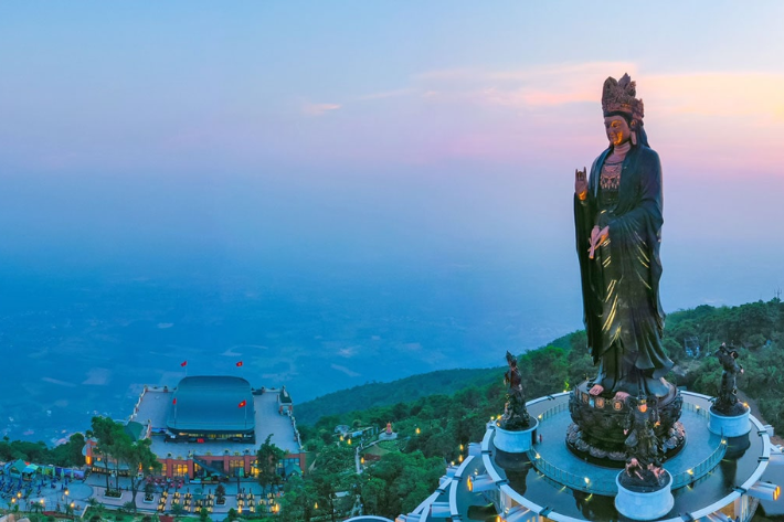 núi bà đen