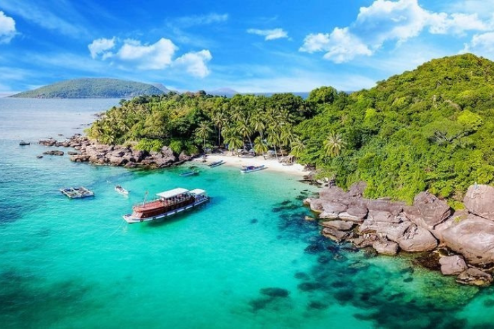 KHÁM PHÁ CÔN ĐẢO